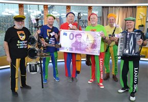 dd549629 7929 4afc 9409 7e87e5dd76a4